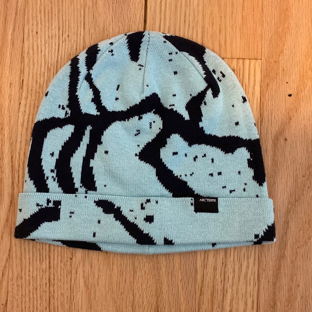 ARCTERYX BLUE BEANIE CAP